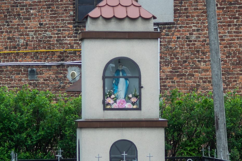 Kapliczka na rogu Szczecińskiej i Warzywnej
